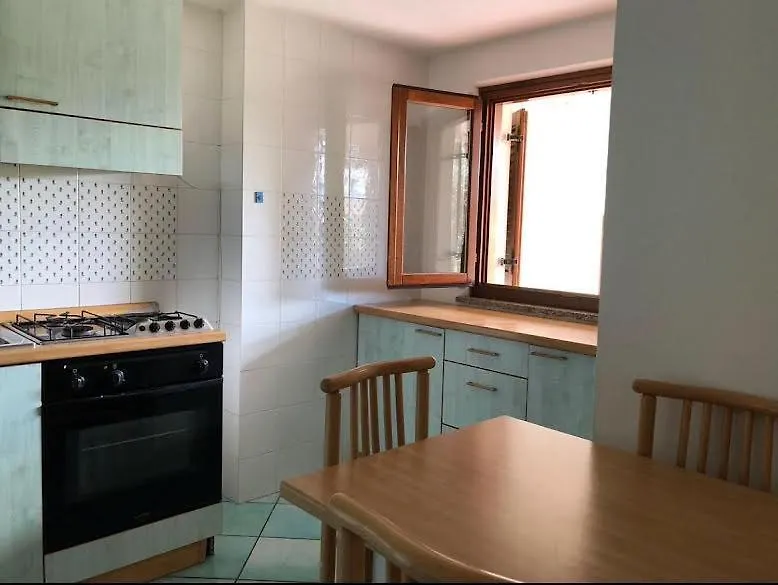 Casa Per 9 Persone Bbq Wi-Fi Apartment San Teodoro  Italy