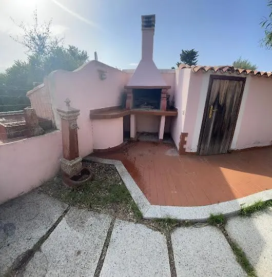 Casa Per 9 Persone Bbq Wi-Fi Apartment San Teodoro  San Teodoro (Sardinia)